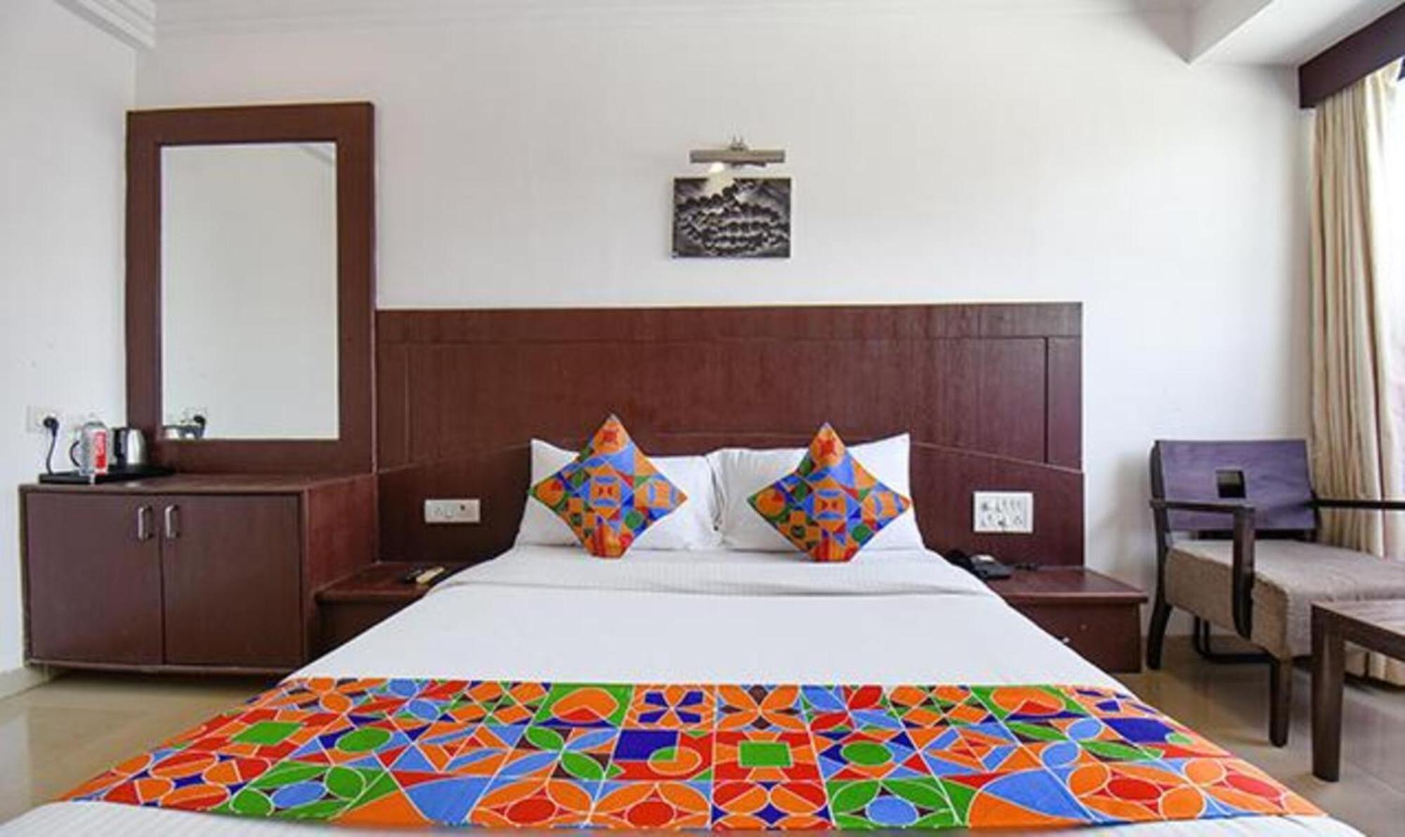 Hotel Shirdi Sai Wada Exterior foto